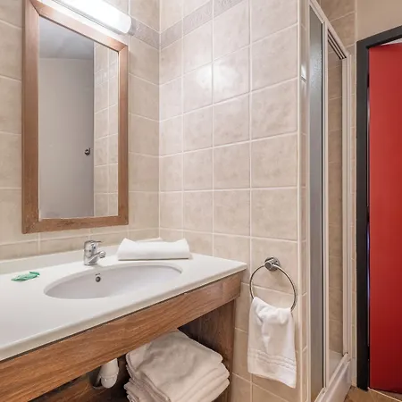 Pierre & Le Quartz Aparthotel 3*